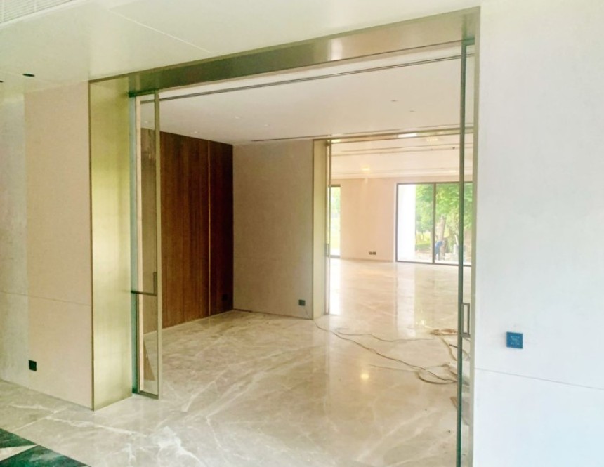 Elevate Your Spaces with Stainless Steel Décor Profiles and Services in Delhi